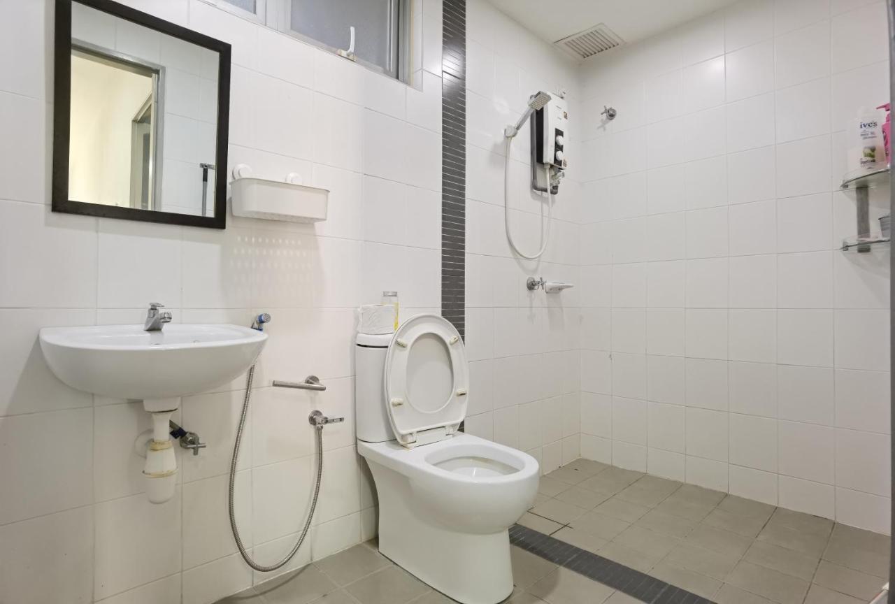 2 bedroom apartment - MyCribKL Neocyber Cyberjaya Bagian luar foto