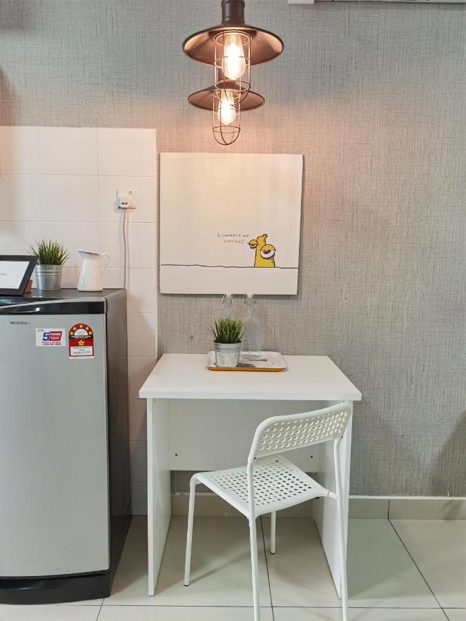 2 bedroom apartment - MyCribKL Neocyber Cyberjaya Bagian luar foto